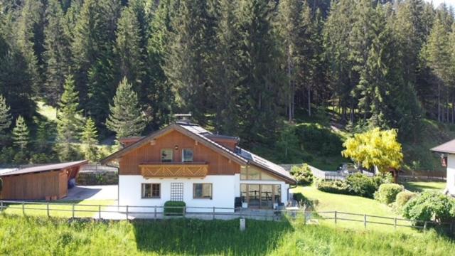 אלטנמרקט אים פונגאו Ferienhaus Altenmarktblick מראה חיצוני תמונה